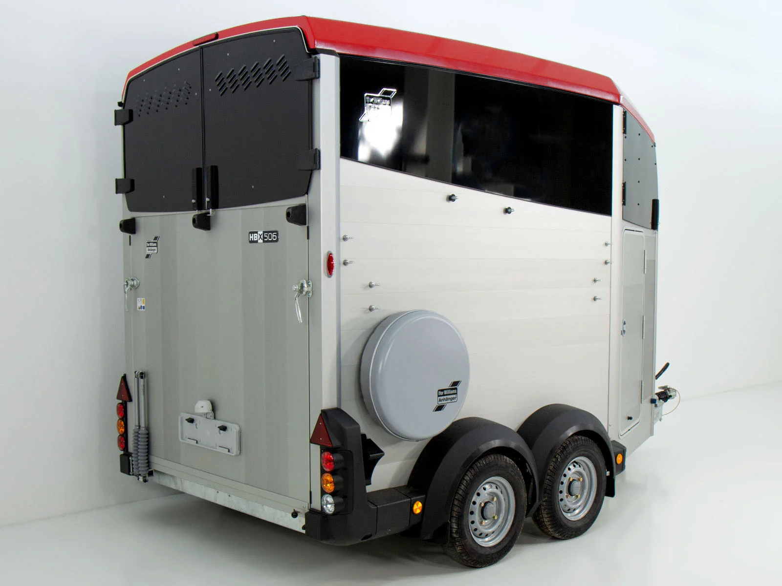 Ifor Williams Pferdeanhänger HBX 506 | Sattelkammer | Neues Modell – Bild 4