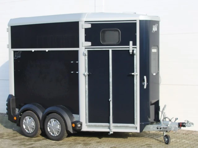 Ifor Williams Pferdeanhänger HB506 – Bild 5