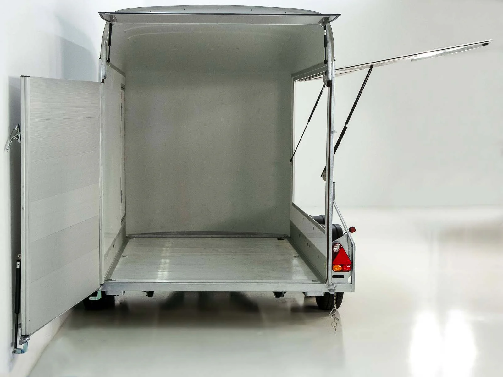 Debon Kofferanhänger C500 Sandwich – Bild 3