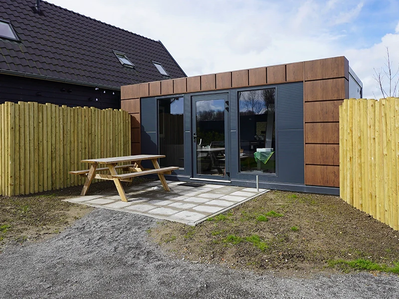 Gartenbüro 5×3 Helsinki mit WC und Küche auf der linken Seite – Bild 11
